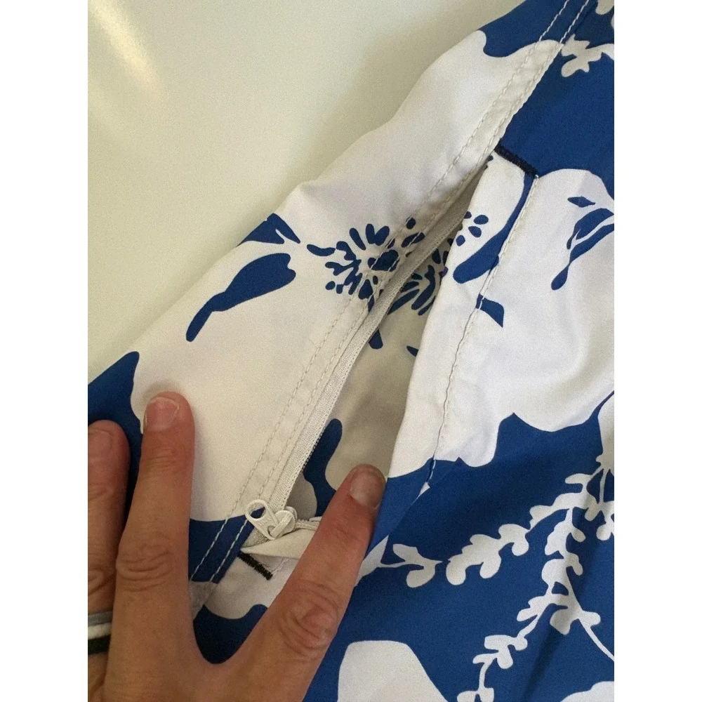 American Eagle Mens Blue White Floral Board Shorts Swim Trunks Size 32